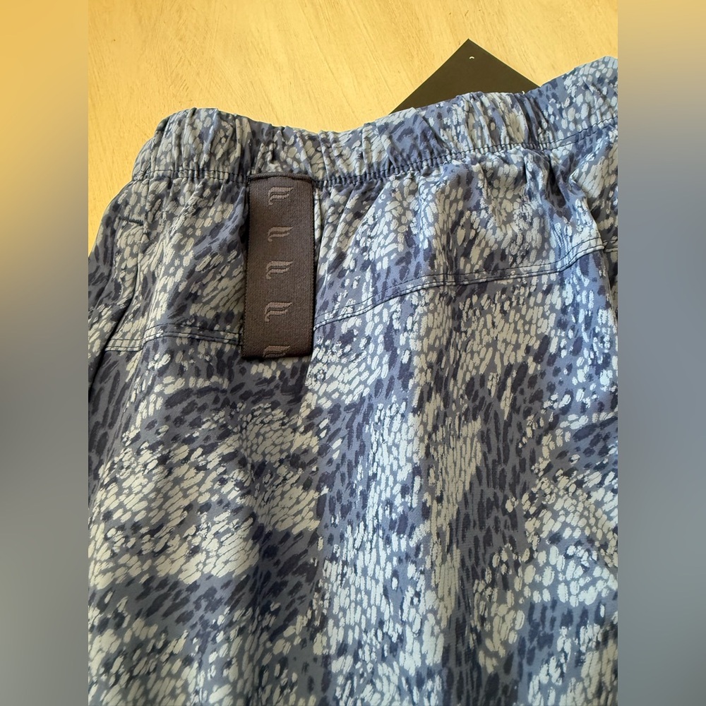 Fabletics The One Short lined 7 inch - Picture 8 of 10